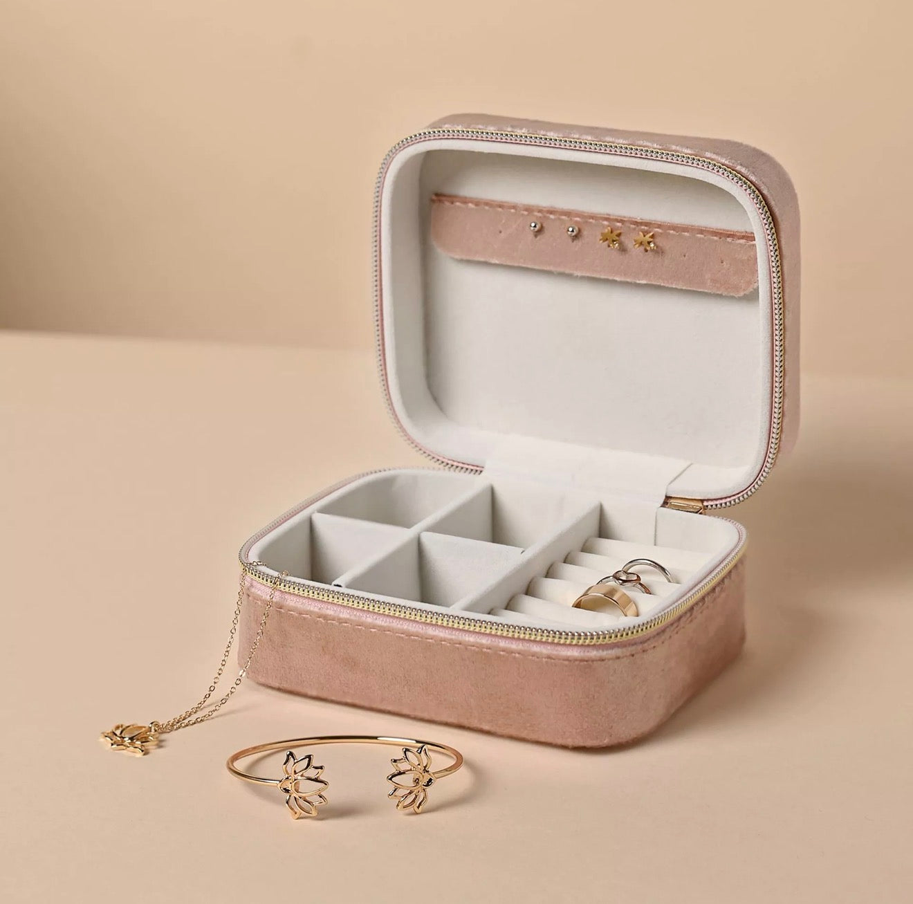 Sophia Classic Velvet Jewellery Box Blush Pink Travel Jewellery Organiser Gift for Her