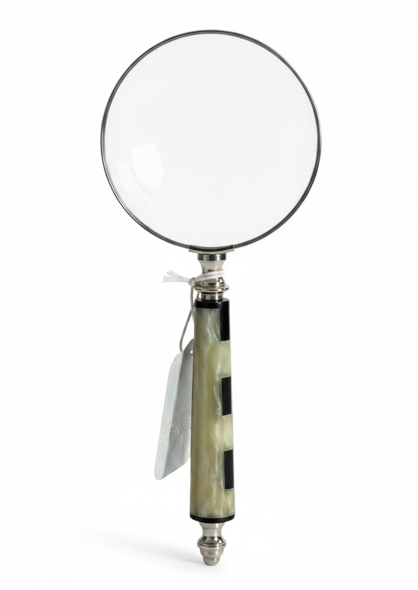 Elegant Handheld Magnifying Glass with Pearl Effect Handle – Vintage Style Reading & Desk Accessory