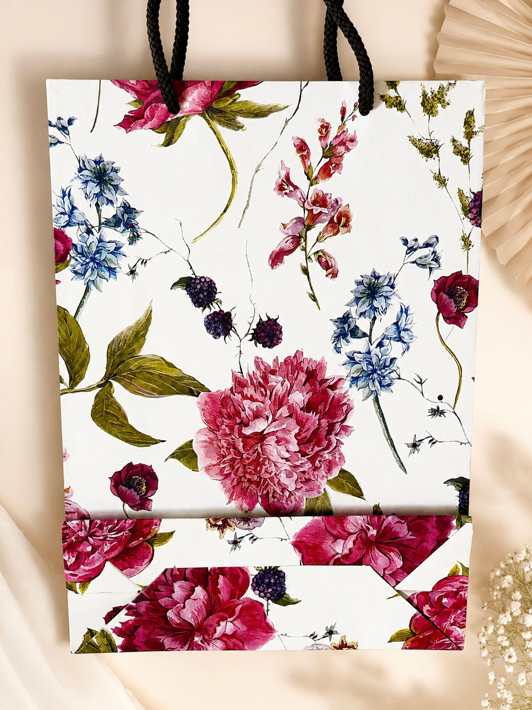 Pack of 4 Premium Floral Paper Gift Bags | Strong Rope Handles | Small Gift Bags | 20.3 × 7.6 × 27.9 cm